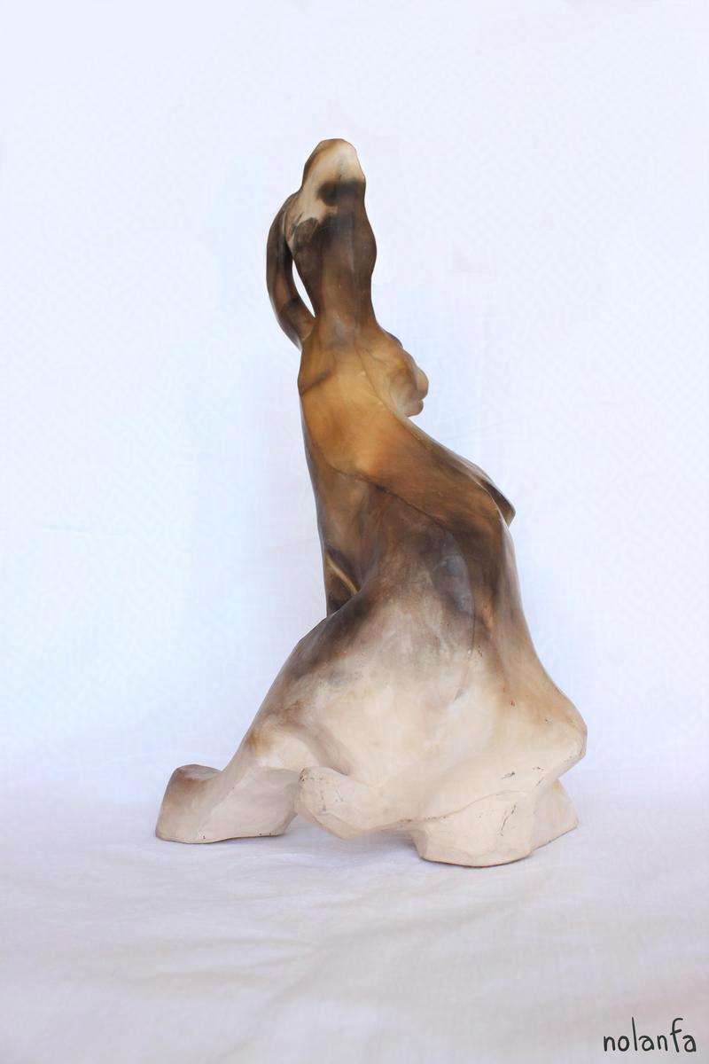 hare C upright: fullbody back
